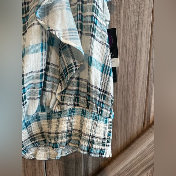 NWT Matching top and skirt set - Picture 7 of 7